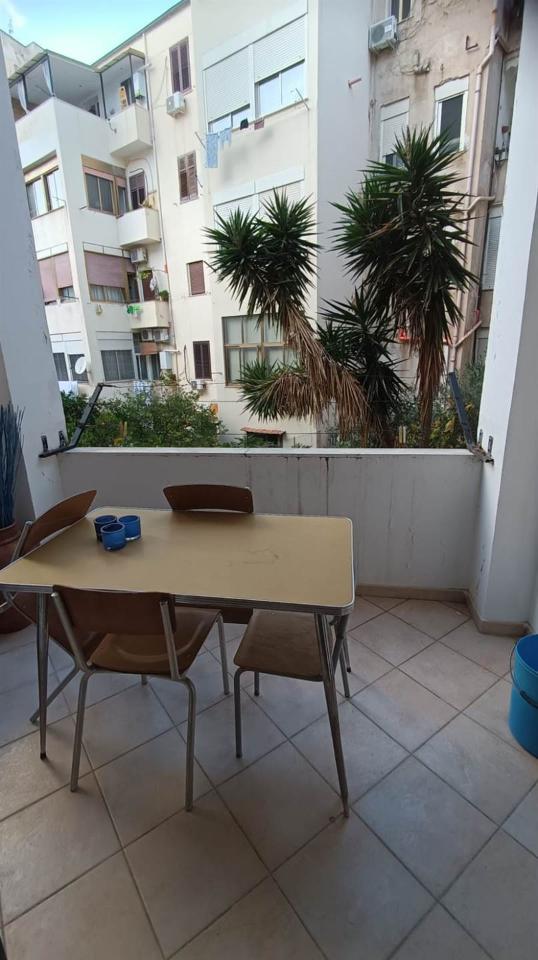 appartamento in vendita a Palermo in zona Zisa