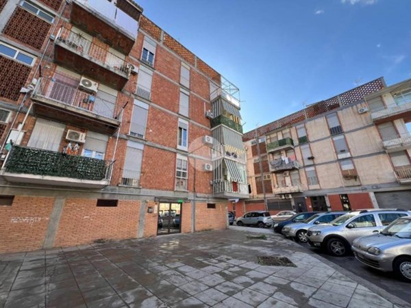 appartamento in vendita a Palermo in zona Villagrazia/Falsomiele