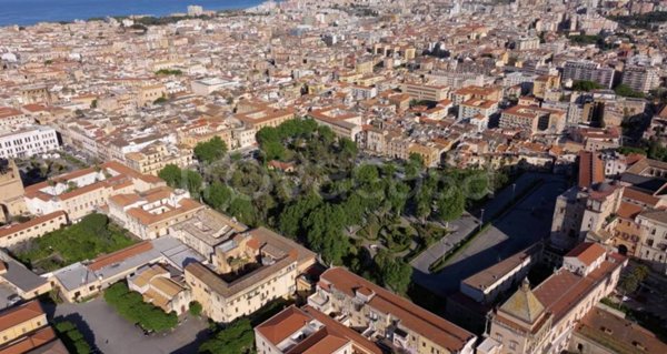 appartamento in vendita a Palermo in zona Centro storico