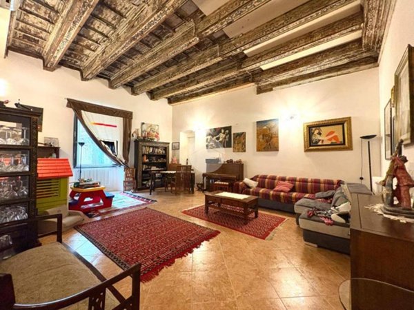 appartamento in vendita a Palermo in zona San Lorenzo