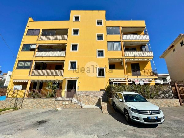 appartamento in vendita a Palermo in zona Acqua dei Corsari