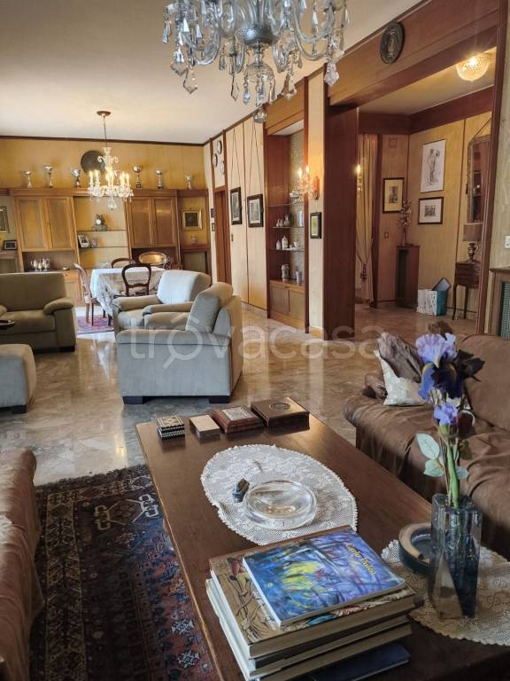 appartamento in vendita a Palermo in zona Libertà