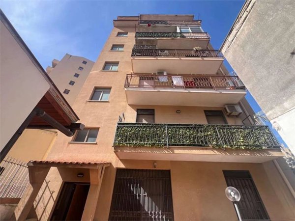 appartamento in vendita a Palermo in zona Altarello