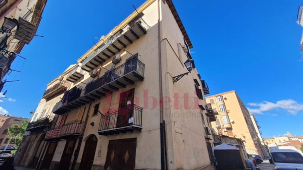appartamento in vendita a Palermo in zona Centro storico