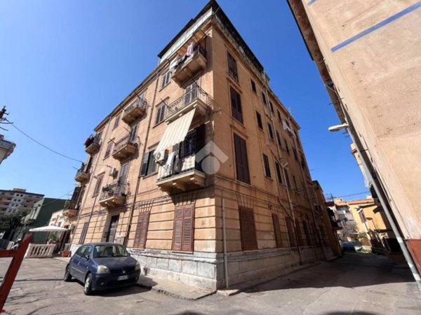 appartamento in vendita a Palermo in zona Acqua dei Corsari