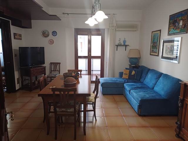 appartamento in vendita a Palermo in zona Malaspina/Palagonia