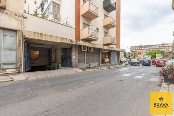 locale commerciale in vendita a Palermo in zona Noce
