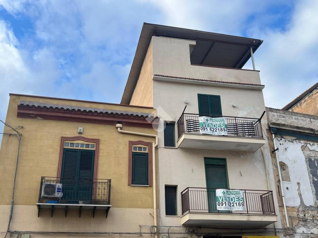 appartamento in vendita a Palermo in zona Roccella