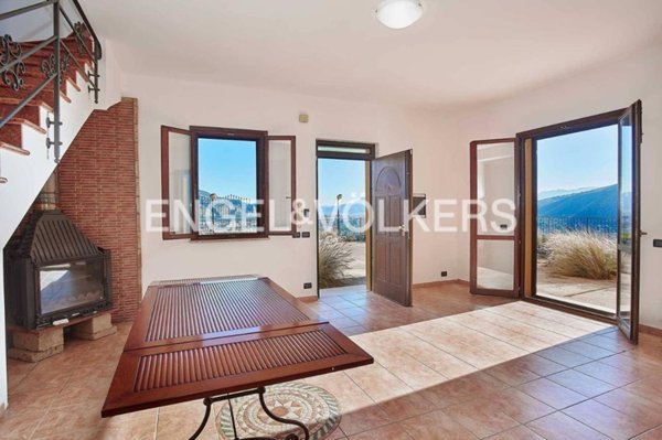 casa indipendente in vendita a Palermo in zona Partanna