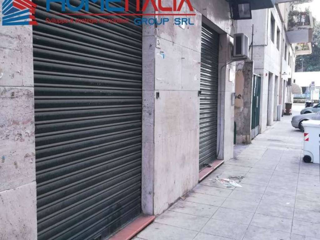 negozio in vendita a Palermo in zona Libertà