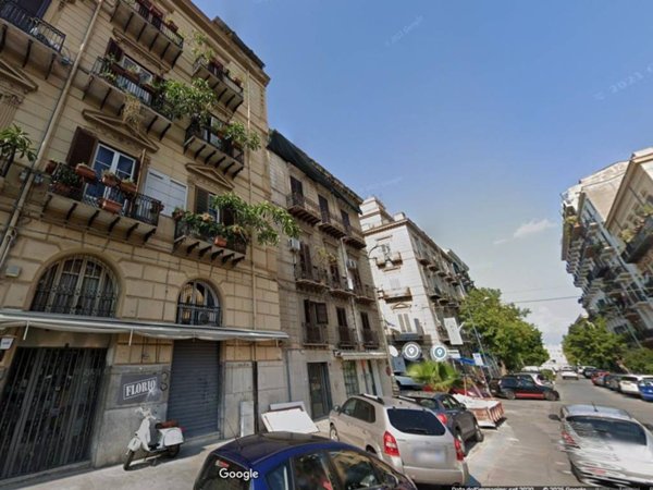 negozio in vendita a Palermo