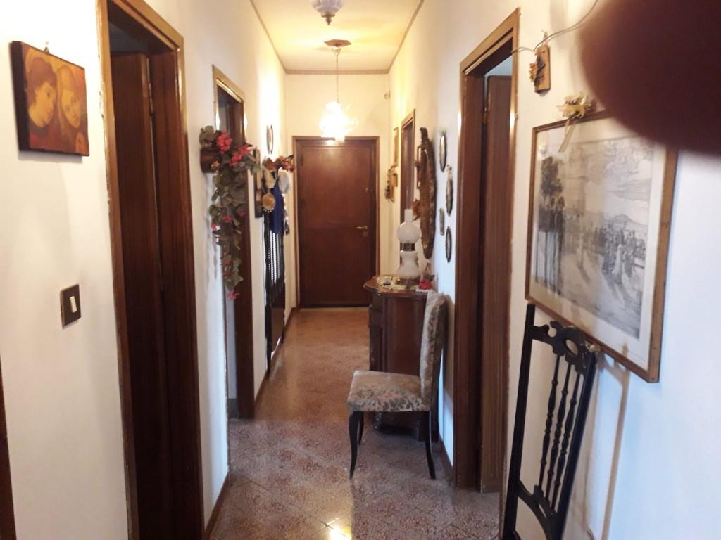 appartamento in vendita a Palermo in zona Villagrazia/Falsomiele