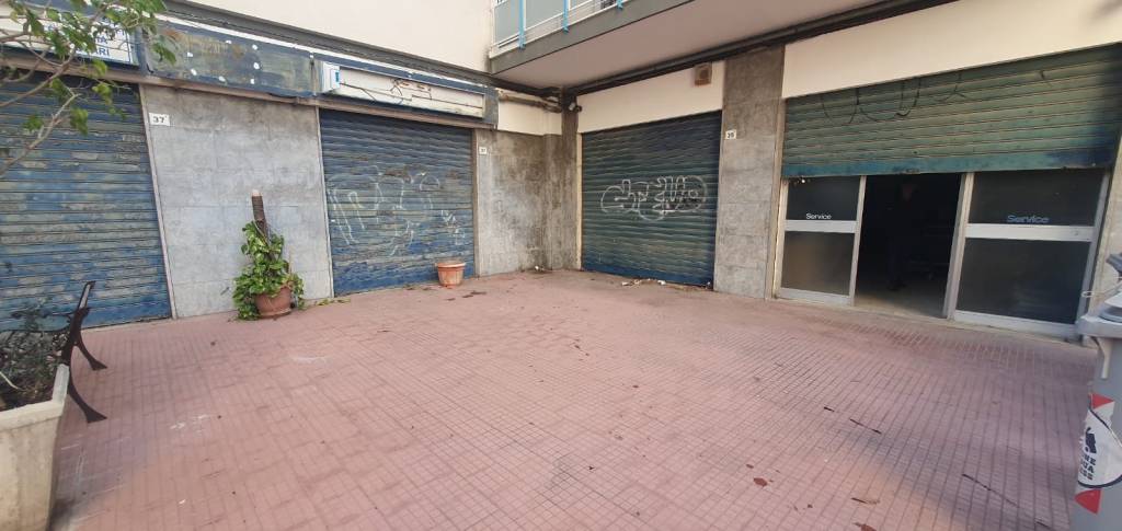 negozio in vendita a Palermo