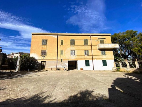 appartamento in vendita a Palermo in zona Acqua dei Corsari