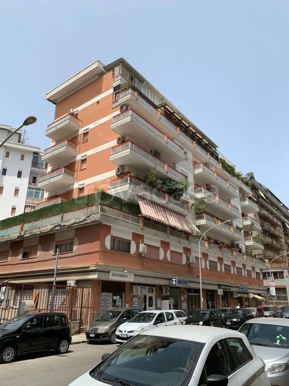 quadrivano in vendita a Palermo in zona Libertà