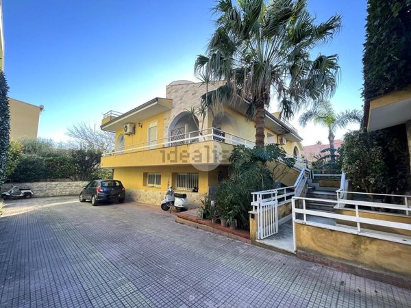 appartamento in vendita a Palermo in zona Altarello
