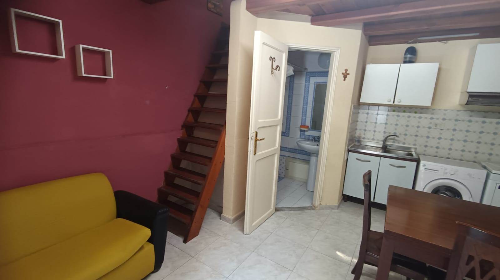 appartamento in vendita a Palermo in zona Zisa