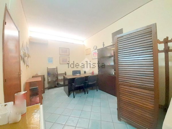 ufficio in vendita a Palermo in zona Cruillas