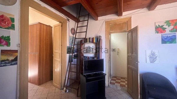 appartamento in vendita a Palermo in zona Zisa