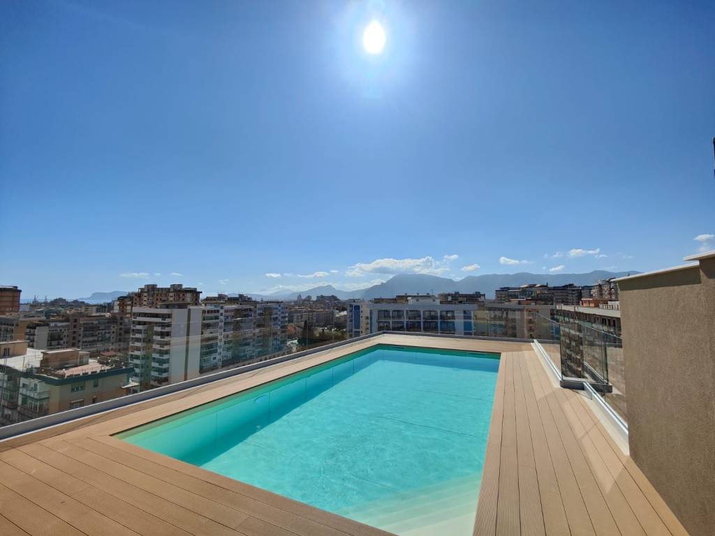 appartamento in vendita a Palermo in zona Malaspina/Palagonia