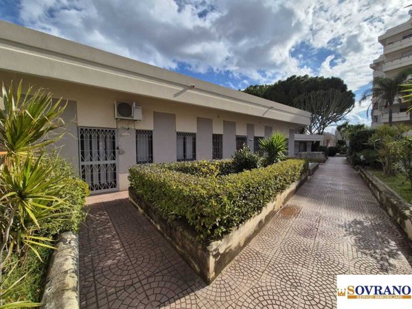 ufficio in vendita a Palermo in zona Malaspina/Palagonia
