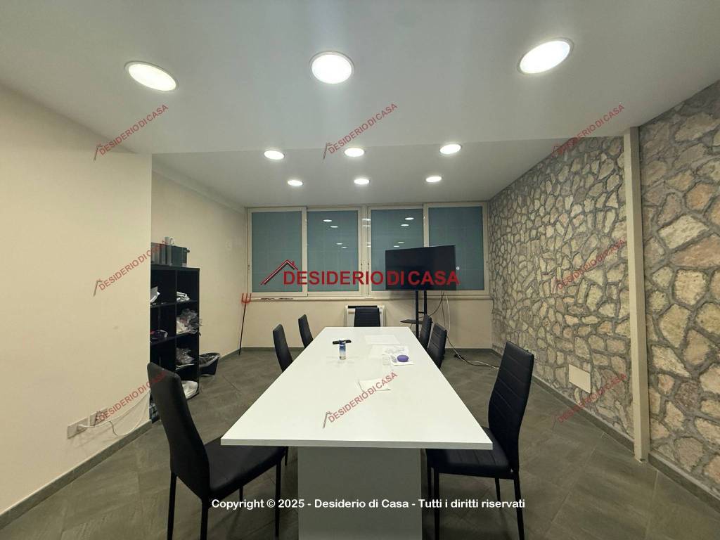 ufficio in vendita a Palermo in zona Montepellegrino