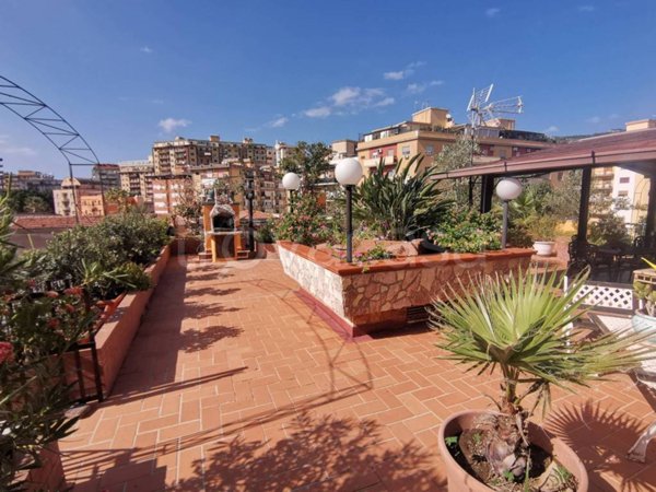 appartamento in vendita a Palermo in zona San Lorenzo