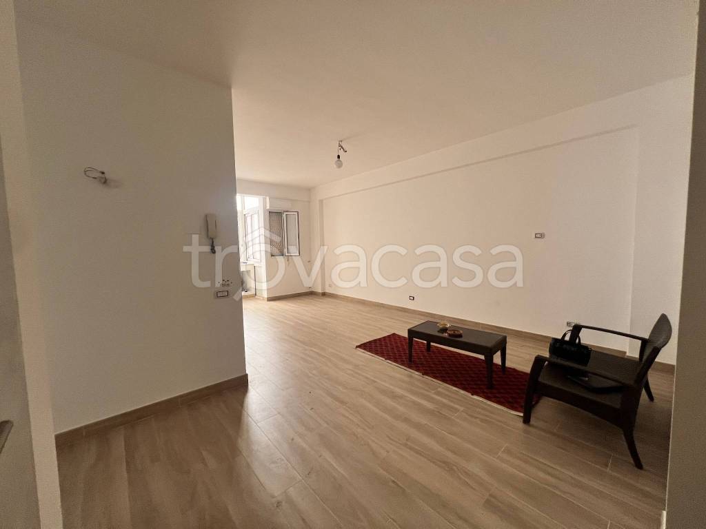 appartamento in vendita a Palermo in zona Malaspina/Palagonia