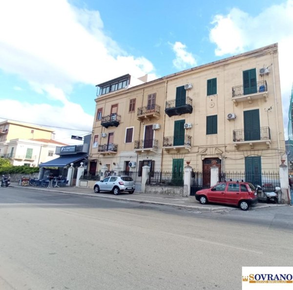 appartamento in vendita a Palermo in zona Acqua dei Corsari