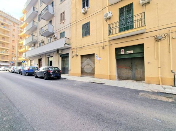 locale commerciale in vendita a Palermo in zona Oreto