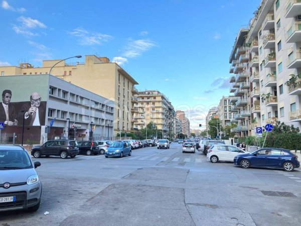 appartamento in vendita a Palermo in zona Libertà