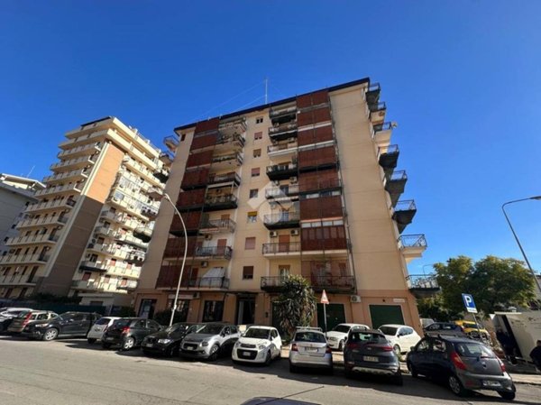 appartamento in vendita a Palermo in zona Uditore
