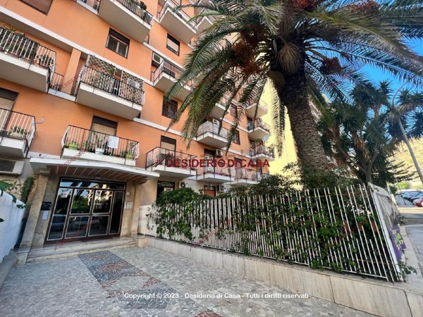 appartamento in vendita a Palermo in zona Montepellegrino