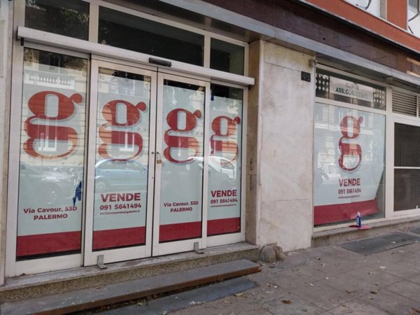 negozio in vendita a Palermo in zona Politeama