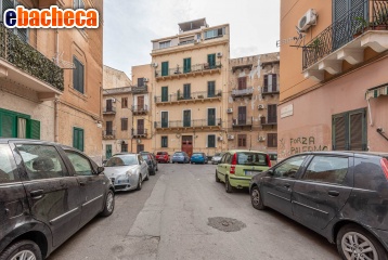 appartamento in vendita a Palermo in zona Zisa