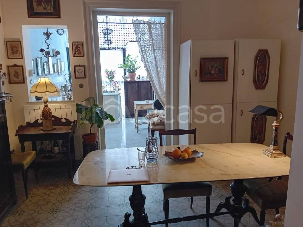 appartamento in vendita a Palermo in zona Zisa
