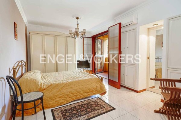 casa indipendente in vendita a Palermo in zona Borgo Nuovo