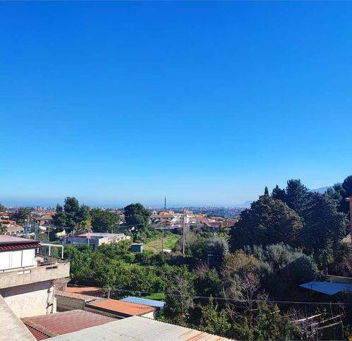 appartamento in vendita a Palermo in zona Mezzomonreale