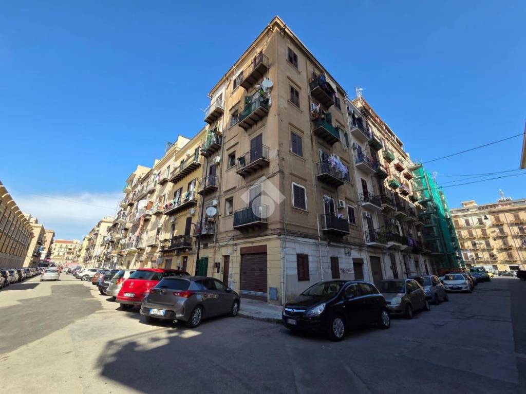 appartamento in vendita a Palermo in zona Oreto
