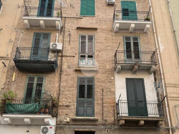 appartamento in vendita a Palermo in zona Zisa