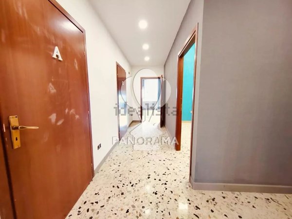 locale commerciale in vendita a Palermo
