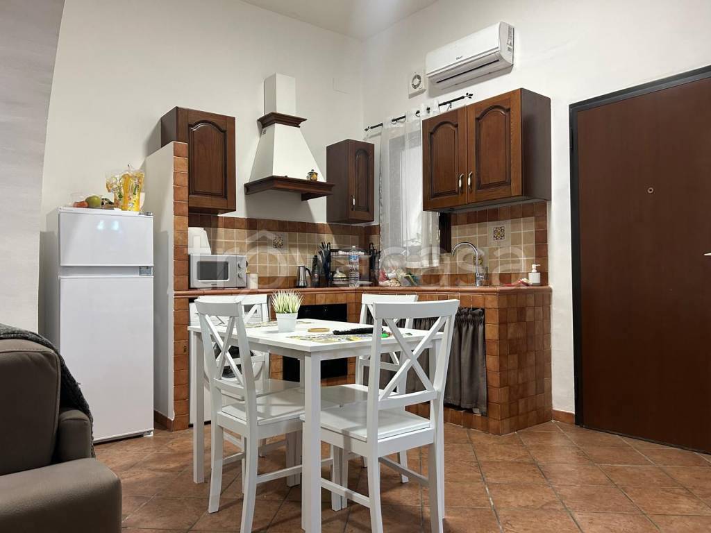 casa indipendente in vendita a Palermo in zona Centro storico