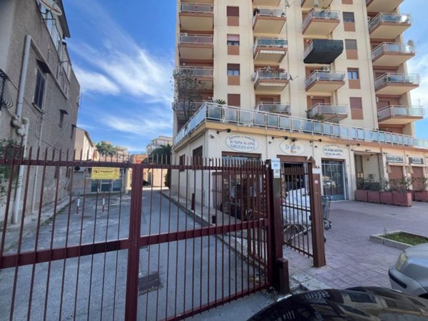 appartamento in vendita a Palermo
