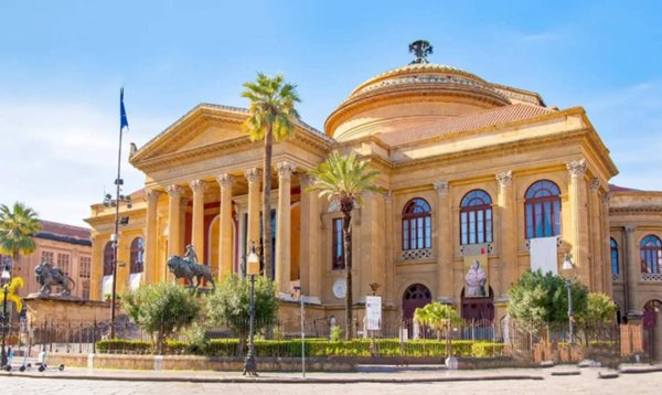 appartamento in vendita a Palermo in zona Malaspina/Palagonia