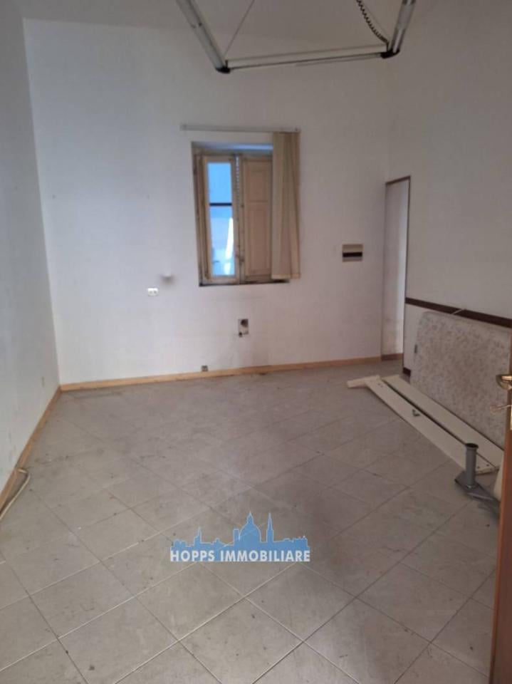 appartamento in vendita a Palermo in zona Partanna