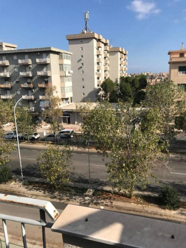 appartamento in vendita a Palermo in zona Montegrappa / Santa Rosalia