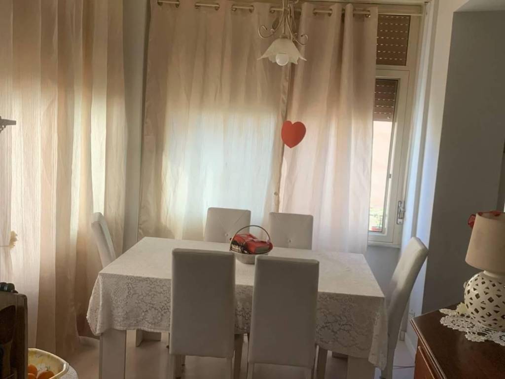 appartamento in vendita a Palermo in zona Zisa