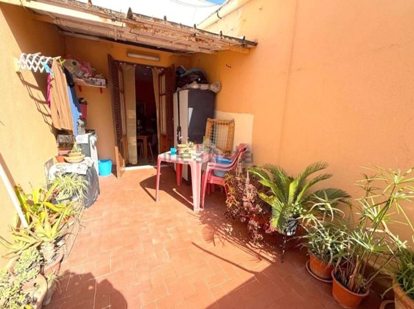 appartamento in vendita a Palermo in zona Zisa