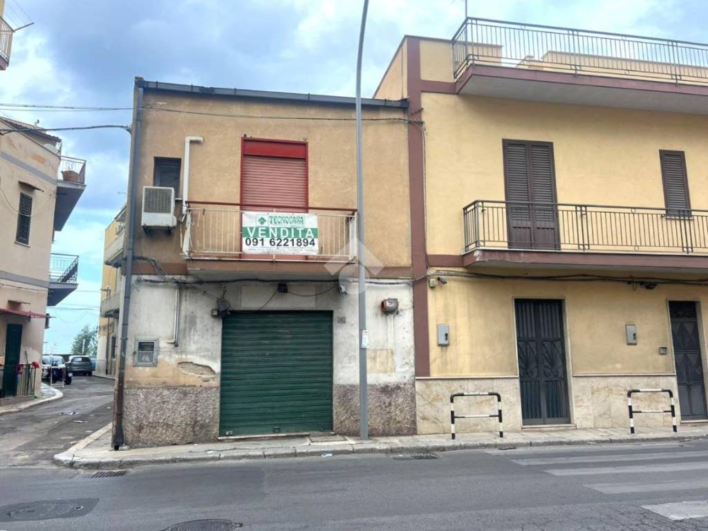 appartamento in vendita a Palermo in zona Acqua dei Corsari