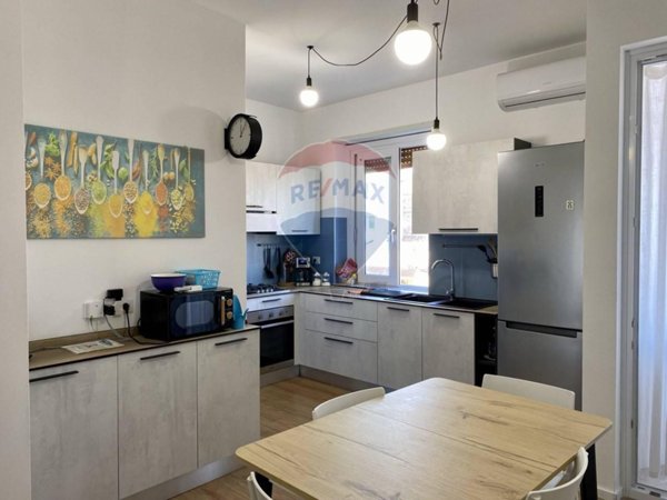 appartamento in vendita a Palermo in zona Montegrappa / Santa Rosalia